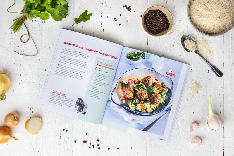 Rezeptseite mit Hackbällchen im neuen All-in-On-Kochbuch