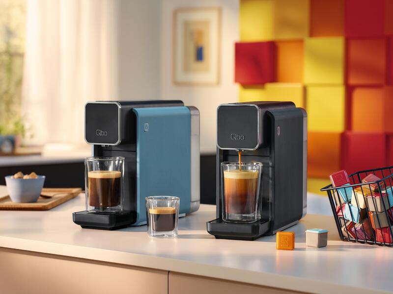 Zwei Kaffeemaschinen