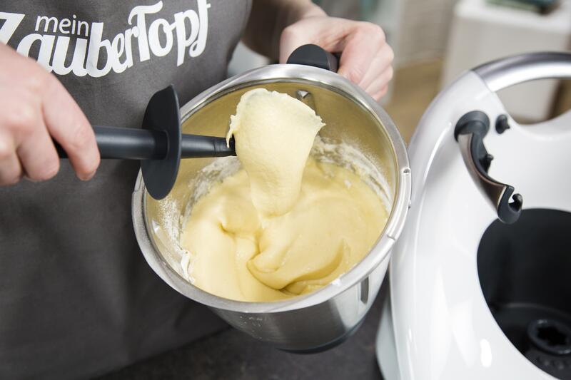 Mixtopf mit Rührkuchenteig
