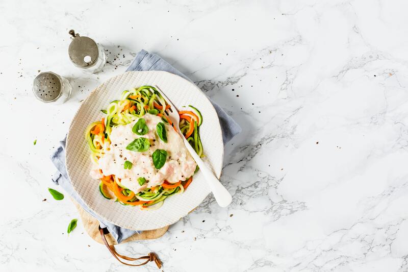 zoodles mit heller Soße