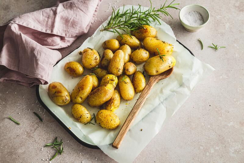 Kartoffeln in Auflaufform mit Rosmarin