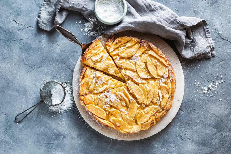 Toskanischer Apfelkuchen von oben fotografiert