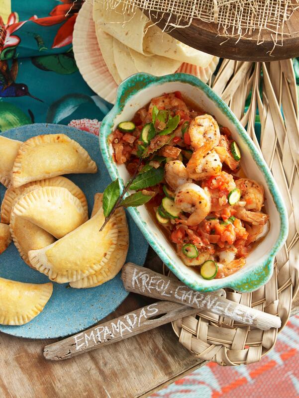 Kreolisches Garnelen-Ratatouille und Hähnchen-Empanadas