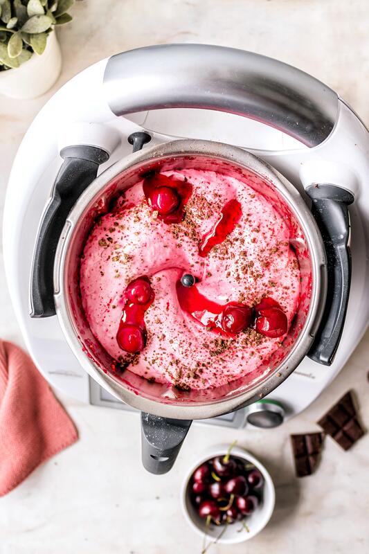 Schwarzwälder-Kirsch-Softeis im Thermomix®