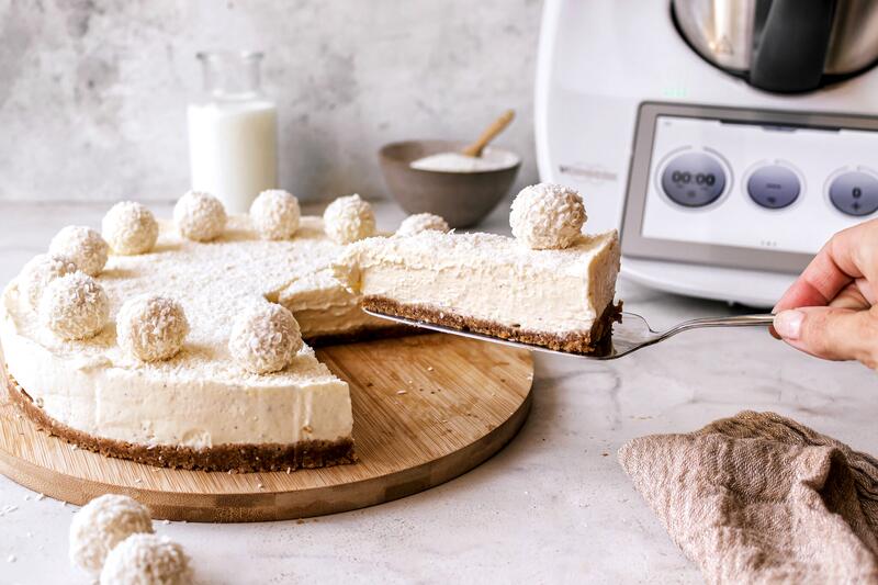 No Bake Raffaello Cheesecake aus der Springform