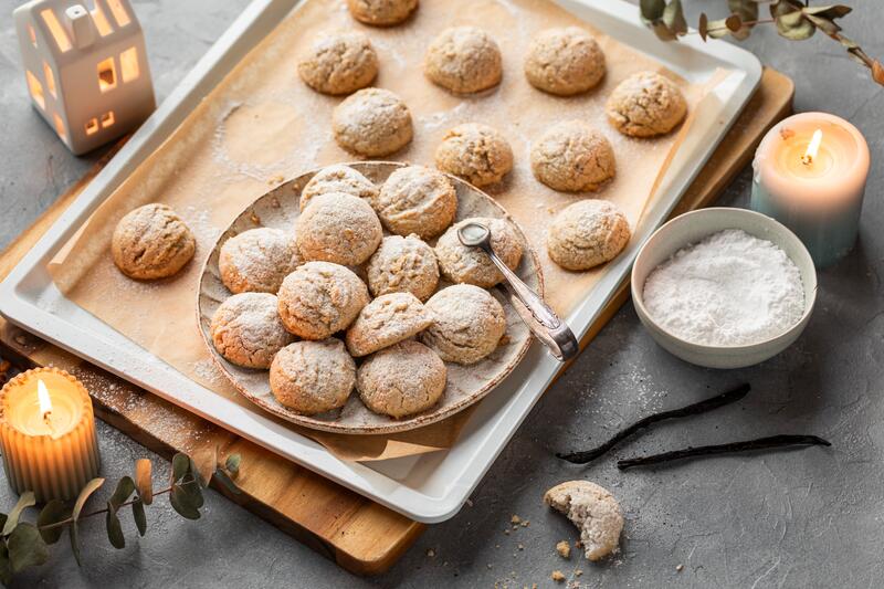 Backblech mit Kipferl-Kugeln