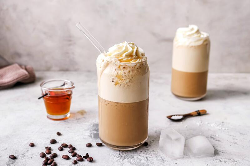 Zwei Gläser mit Eiskaffee aus dem Thermomix®
