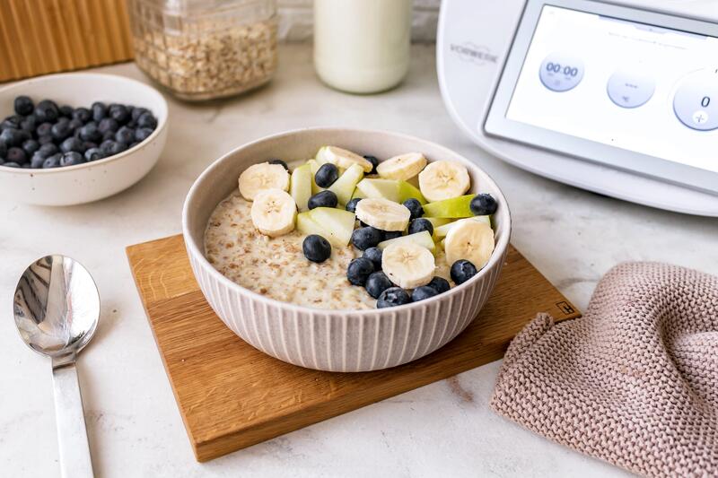 Schüssel mit Porridge vor dem Thermomix®