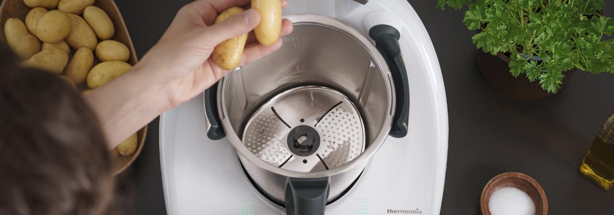 Zubehör mit Wow-Effekt: Kartoffeln schälen im Thermomix®