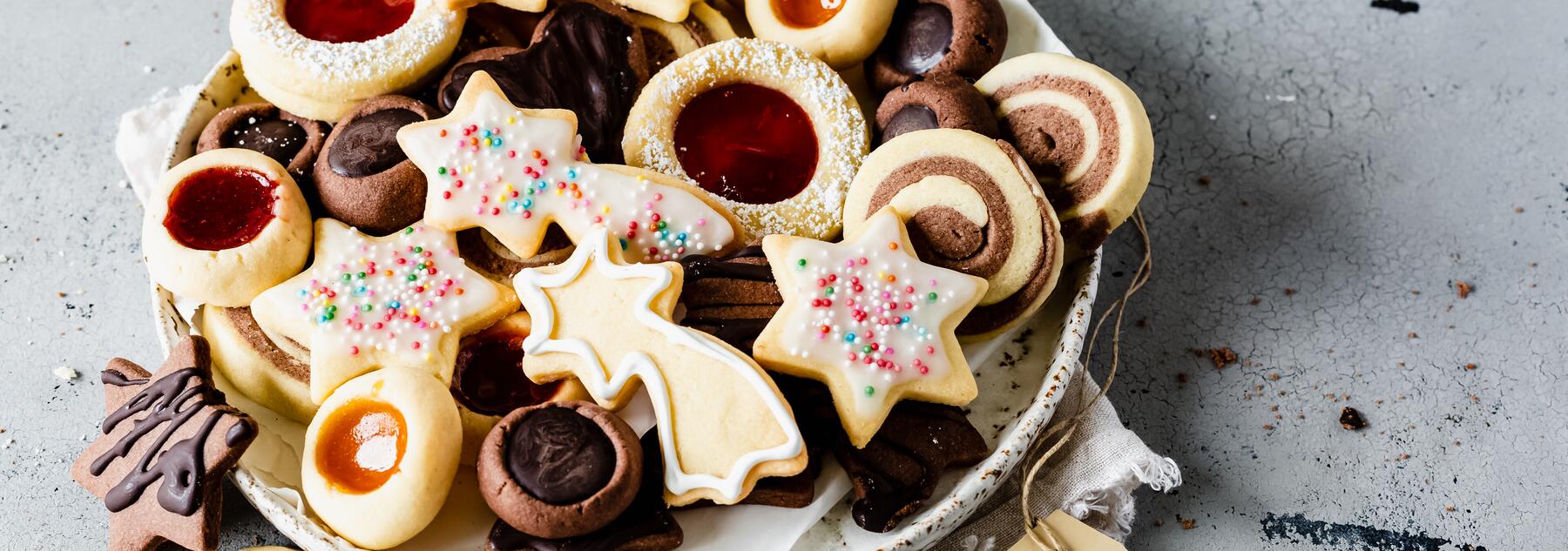 Die beliebtesten Plätzchenrezepte für die Weihnachtsbäckerei