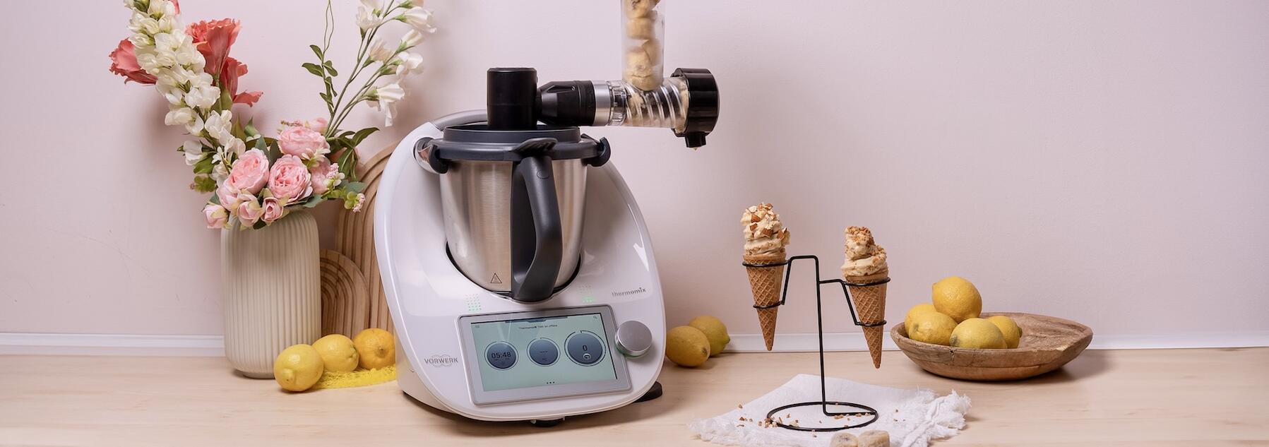 Dieser Softeis-Maker gehört in deine Küche: Der WunderCentix® Softeis-Aufsatz für den Thermomix® 🍦