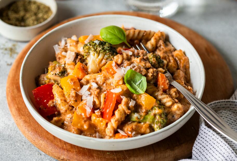 One-Pot-Pasta mit Brokkoli und Hackfleisch
