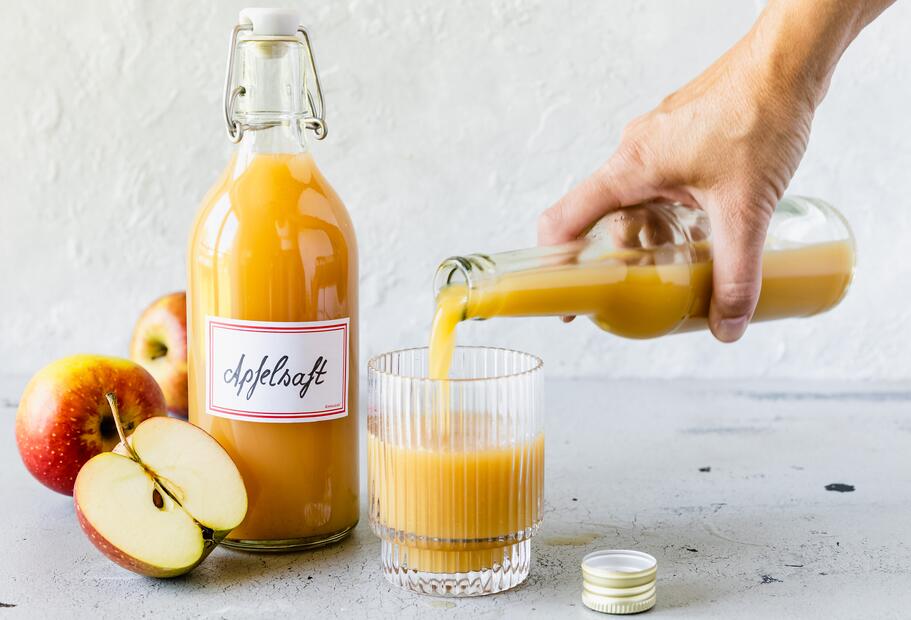 Selbstgemachter Apfelsaft