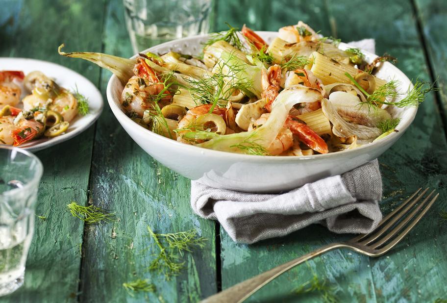 Fenchelpasta mit Knoblauch-Garnelen