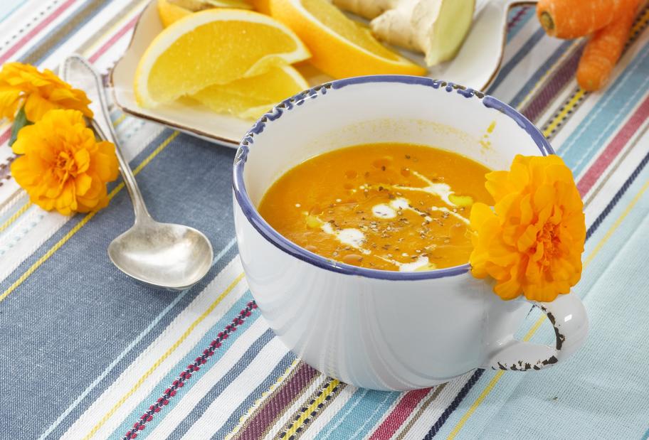 Fruchtige Karottensuppe mit Ingwer