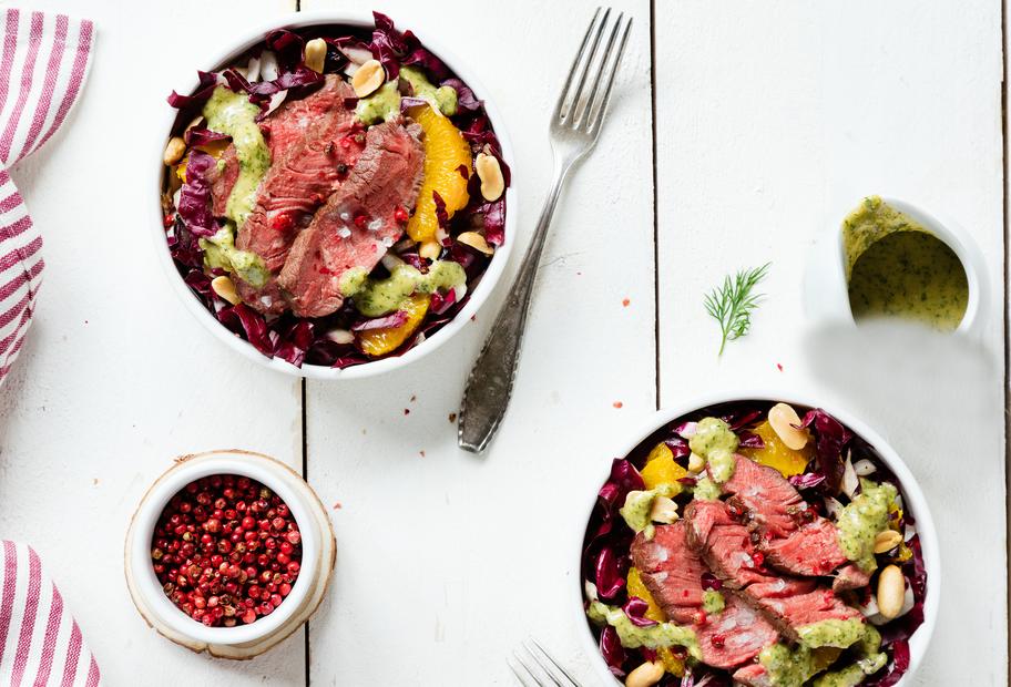 Lauwarmer Radicchiosalat mit Rinderfilet