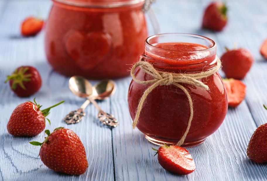 Erdbeermarmelade mit Cognac