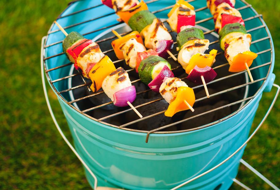 Marinierte Hähnchen-Gemüse-Spieße