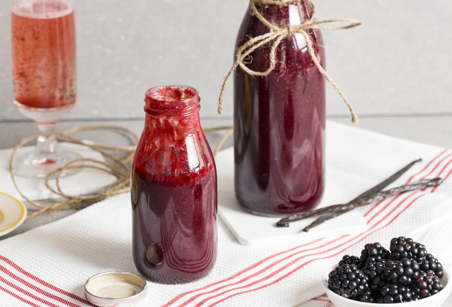 Brombeersirup mit Vanille für deine Drinks