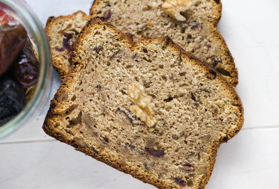 Früchtebrot mit Walnüssen