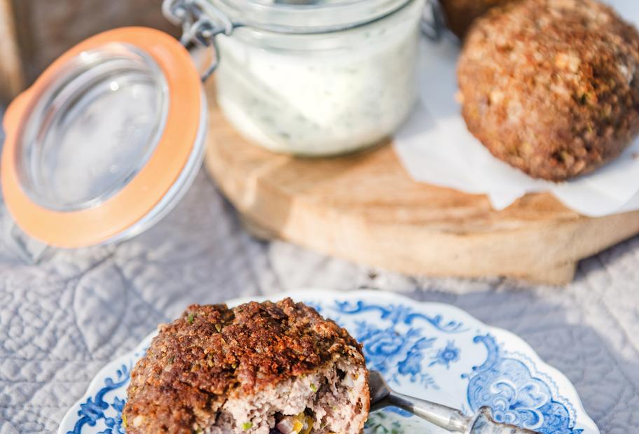 Gefüllte Lammfrikadellen