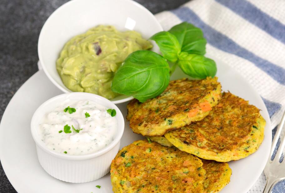 Gemüsetaler mit zweierlei Dips