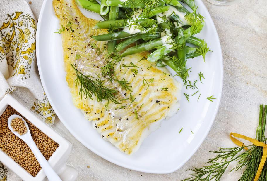 Kabeljau mit Bohnen und Senfsoße