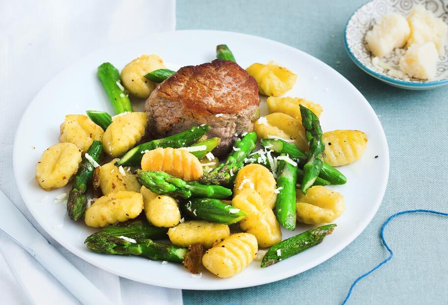 Kalbsfilet mit grünem Spargel