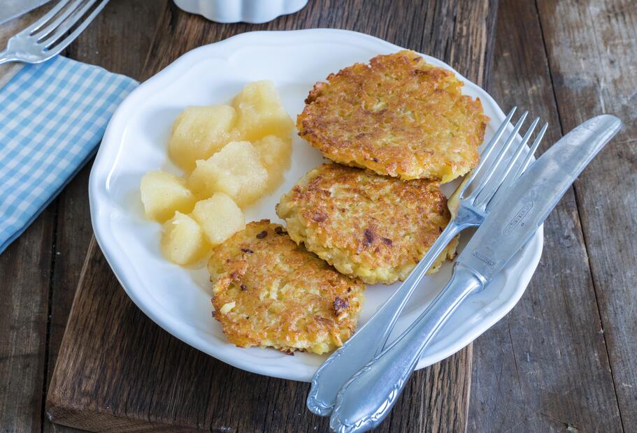 Kartoffelpuffer mit Apfelkompott