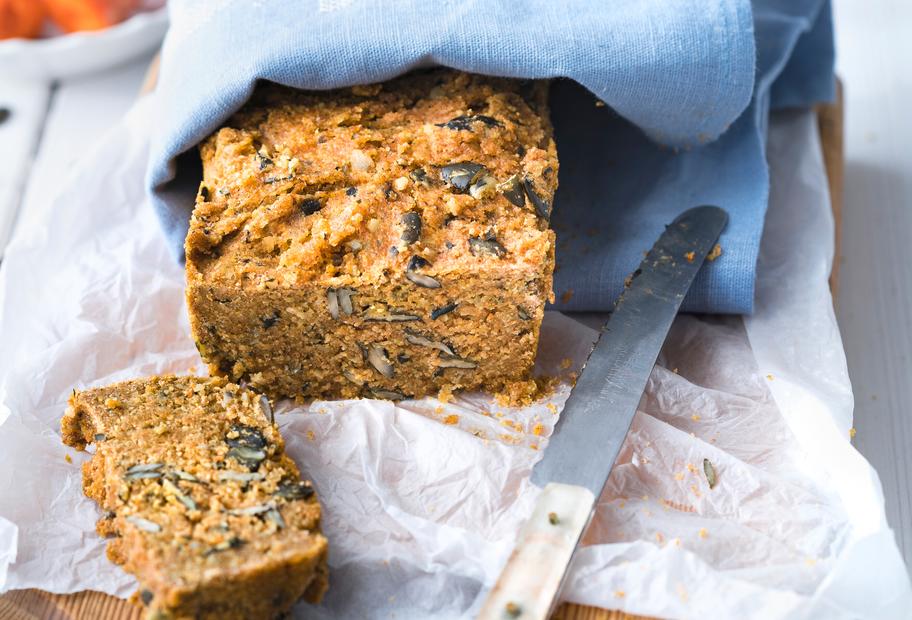 Kerniges Karottenbrot