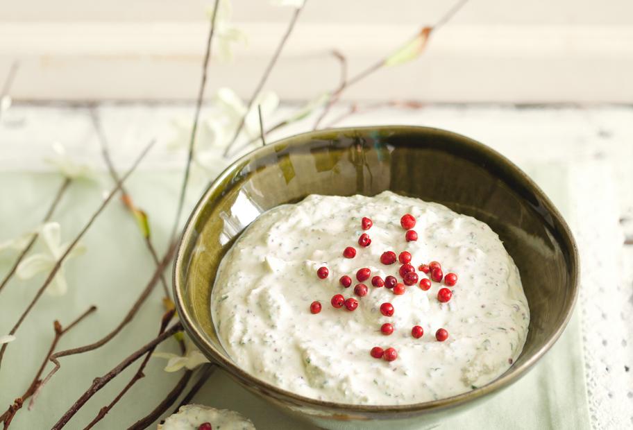 Leichte Eier-Senf-Creme