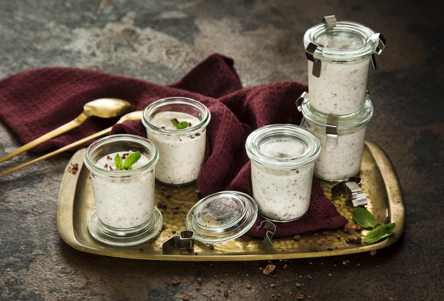 Schnelle Stracciatellacreme