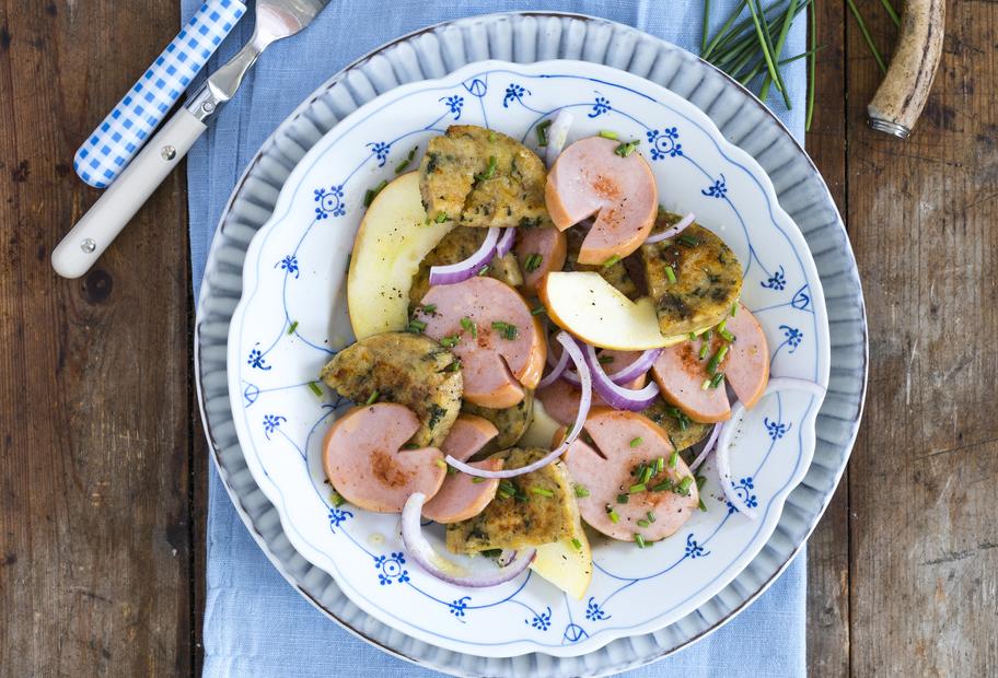 Serviettenknödelsalat