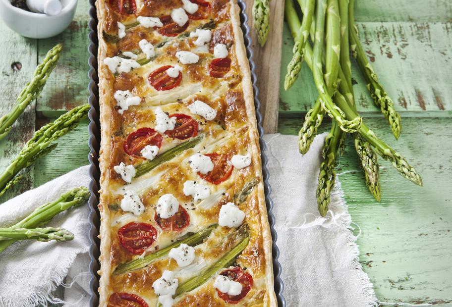 Spargeltarte mit Ziegenkäse