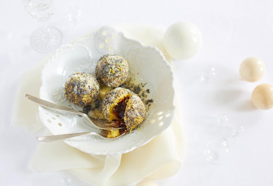 Grießknödel mit Mohn