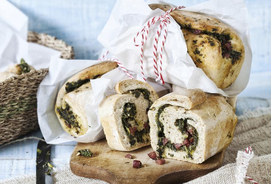 Grünkohl-Mettwurst-Brote