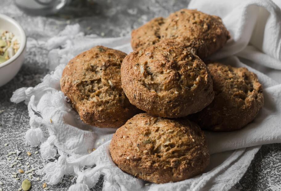Dinkel-Vollkornbrötchen