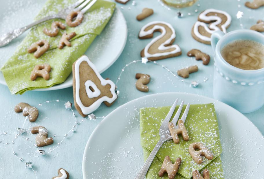 Tisch- und Tellerdeko