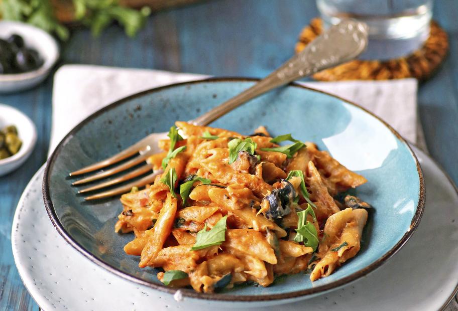 Vollkornnudeln mit Thunfischsoße