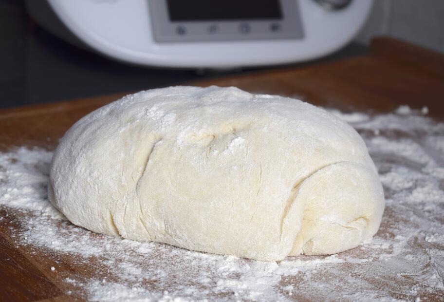Grundrezept Pizzateig
