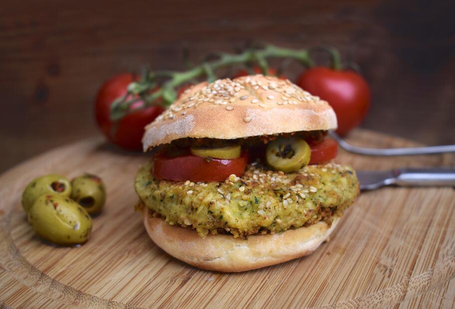 Falafel-Burger mit Kräutern