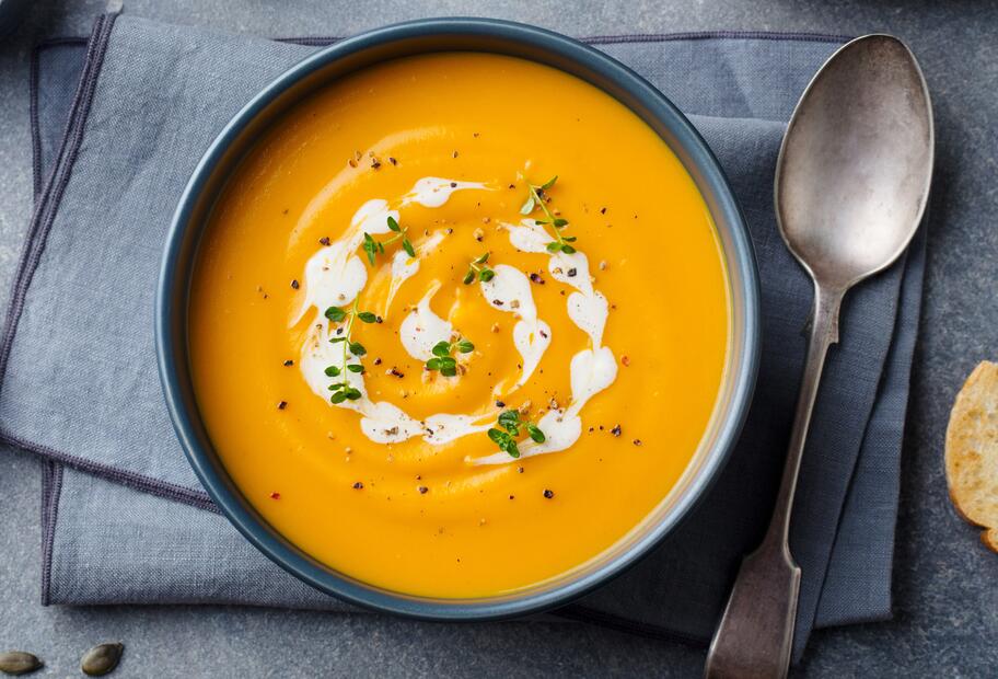 Karottensuppe mit Paprika