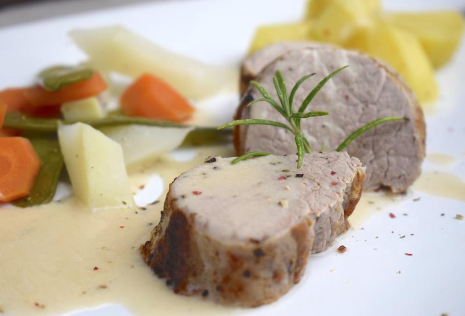 Schweinefilet mit Gemüse und Kartoffeln für den Thermomix®
