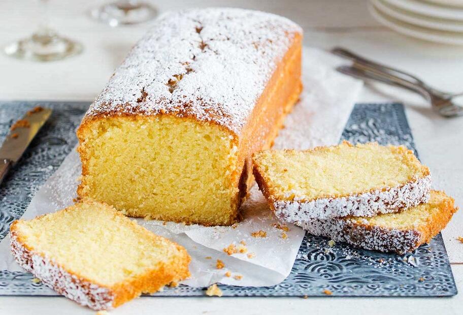 Saftiger Eierlikörkuchen