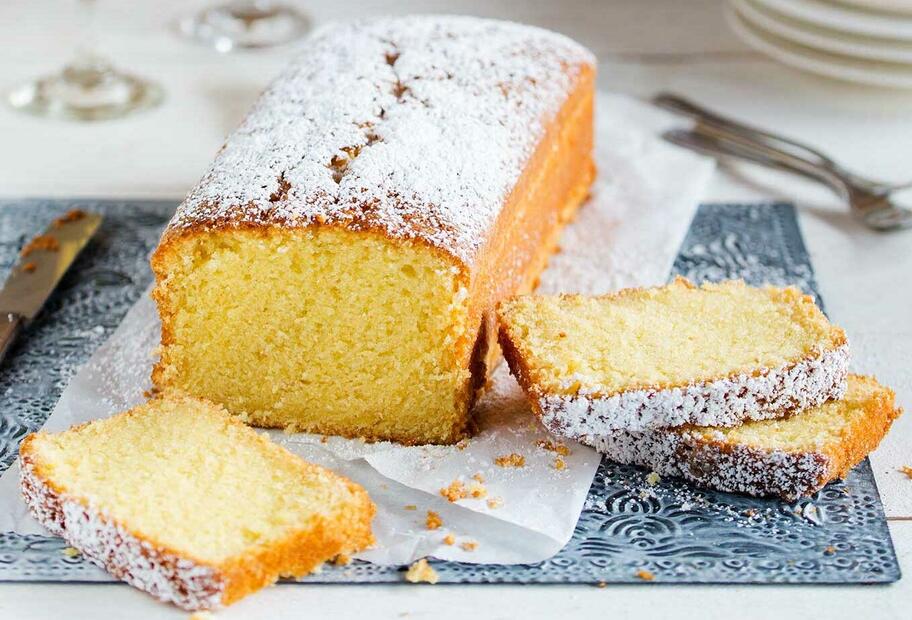 Saftiger Eierlikörkuchen