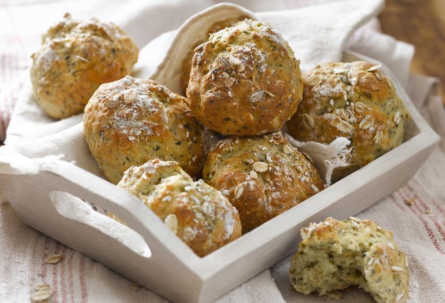 Schnelle Haferflockenbrötchen