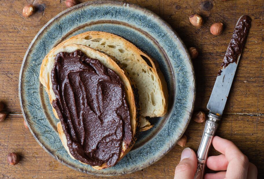Vegane Schokocreme mit Haselnüssen