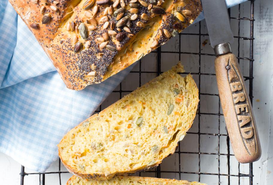 Ultrasaftiges Karotten-Körner-Brot
