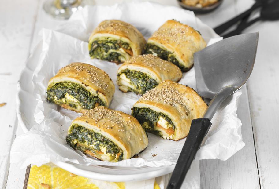Blätterteigteilchen mit Spinat