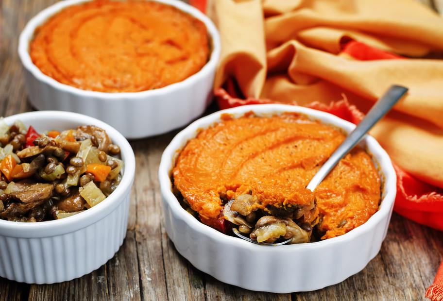 Shepherds Pie mit Süßkartoffeln, Linsen und Pilzen